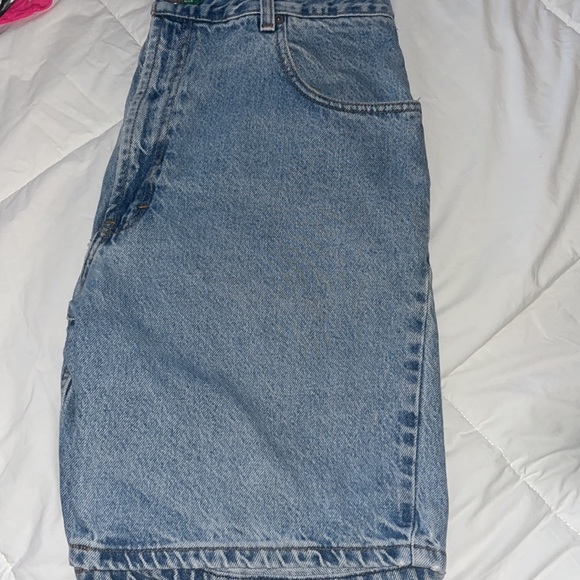 Vintage 80’s Tommy Hilfiger Denim shorts size 35waist - Picture 3 of 8